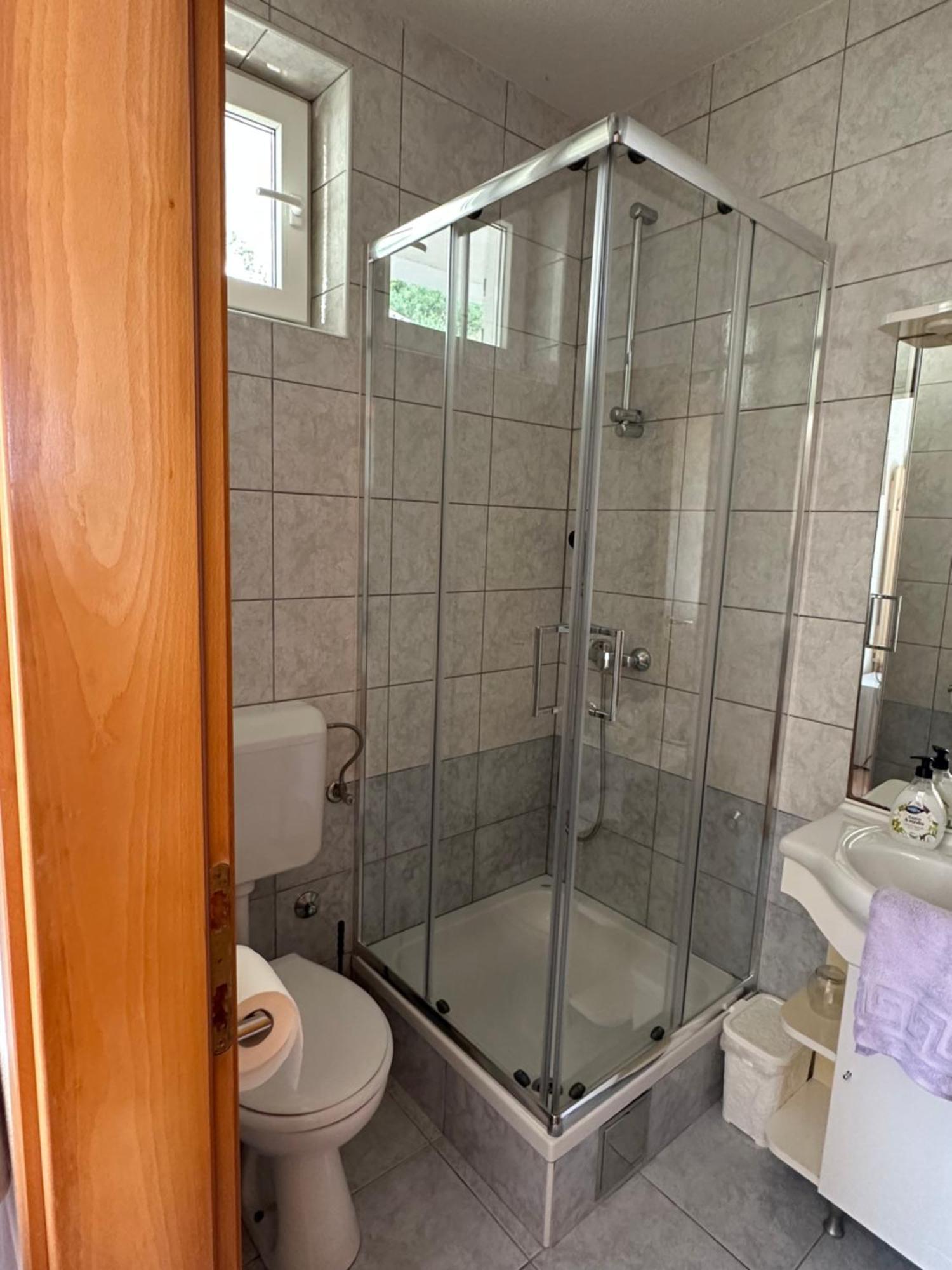 Pension Maric Rooms Brist Esterno foto