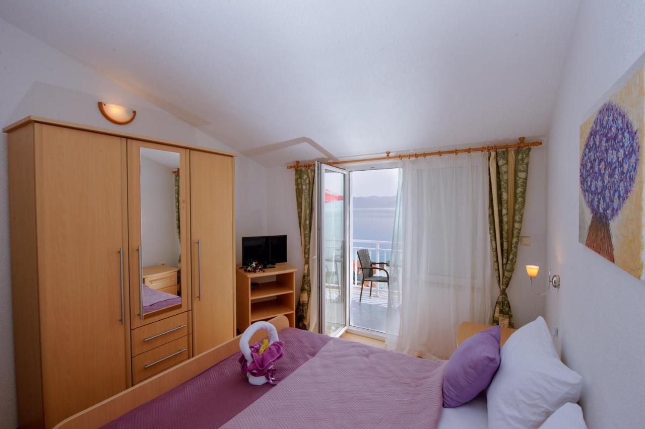 Pension Maric Rooms Brist Esterno foto