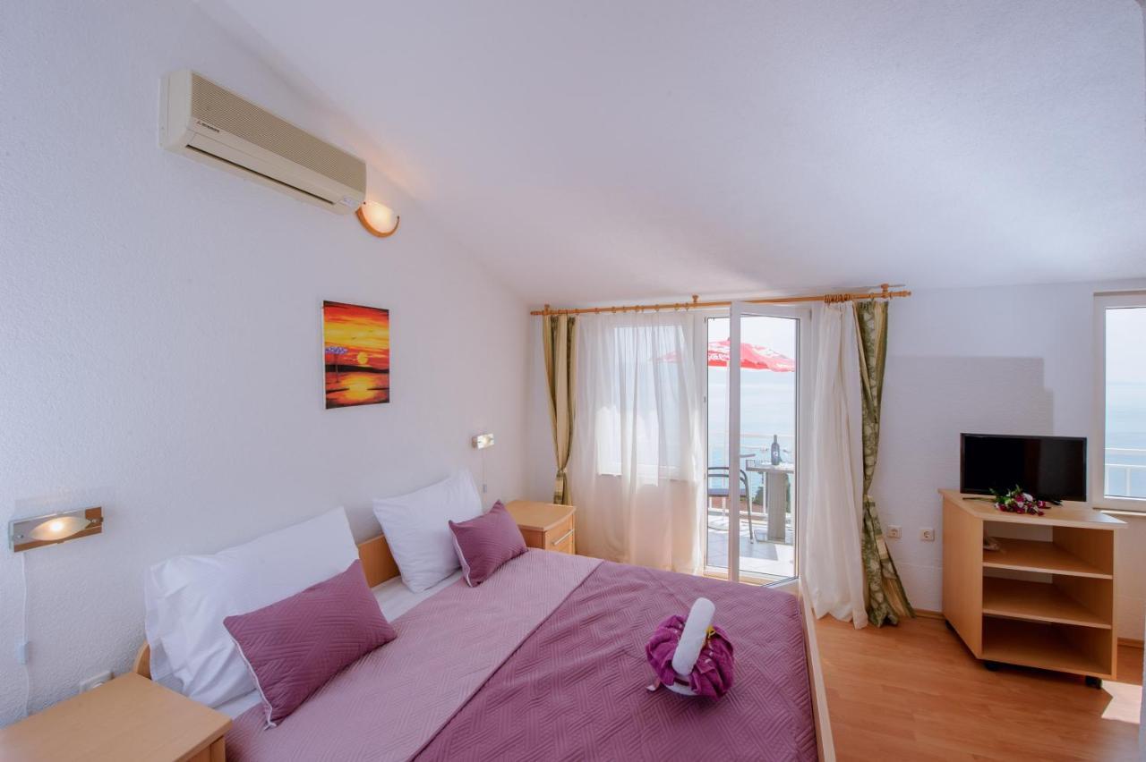 Pension Maric Rooms Brist Esterno foto